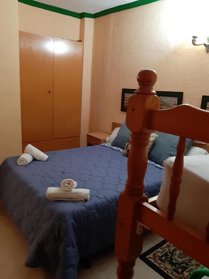 Hostal El Patio Alhaurín de la Torre Exterior foto