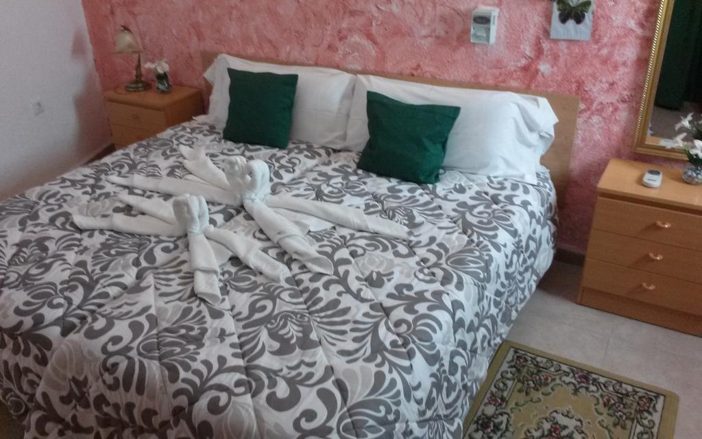 Hostal El Patio Alhaurín de la Torre Zimmer foto