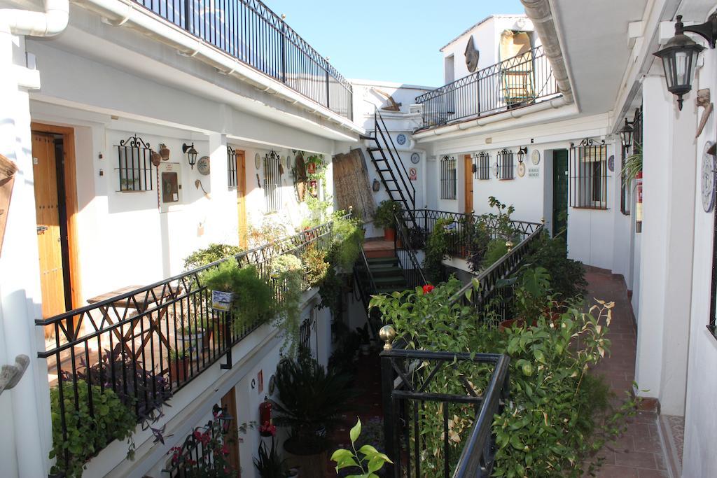 Hostal El Patio Alhaurín de la Torre Exterior foto